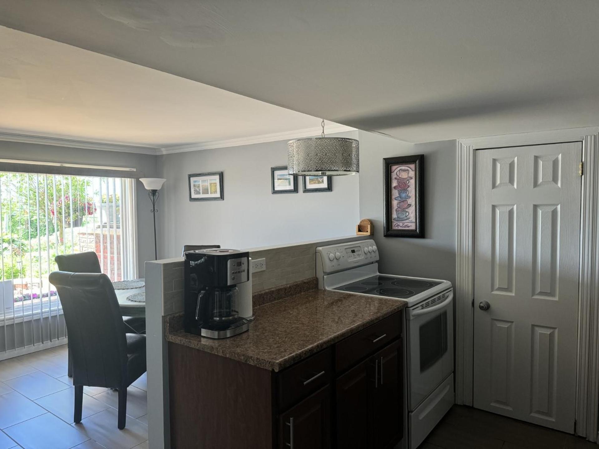 Lazy Dayz Vacation Rental Picton Bagian luar foto